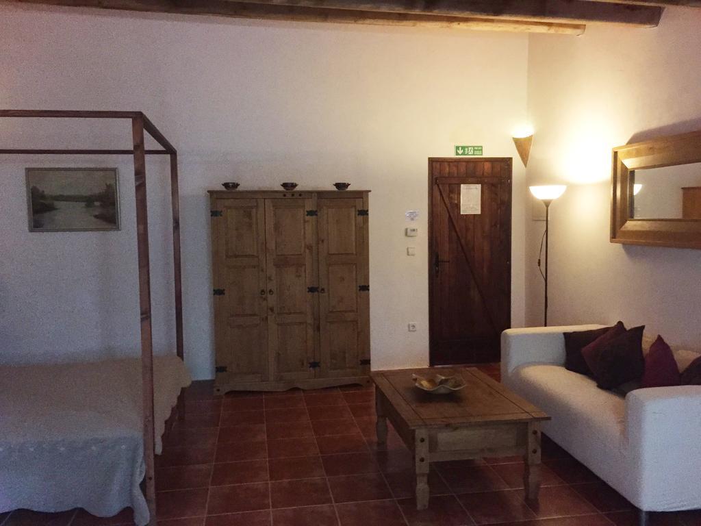 Hotel Mas Pelegri Seriñá Ruang foto