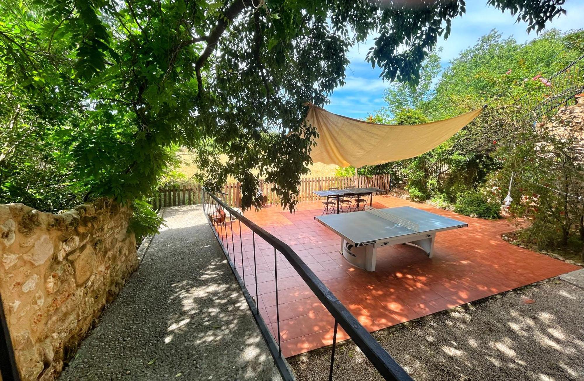 Hotel Mas Pelegri Seriñá Bagian luar foto